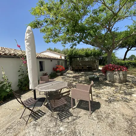 Casa de Férias Le Moulin De La Boire, Exceptionnel Pour 12 Personnes Ars-en-Ré